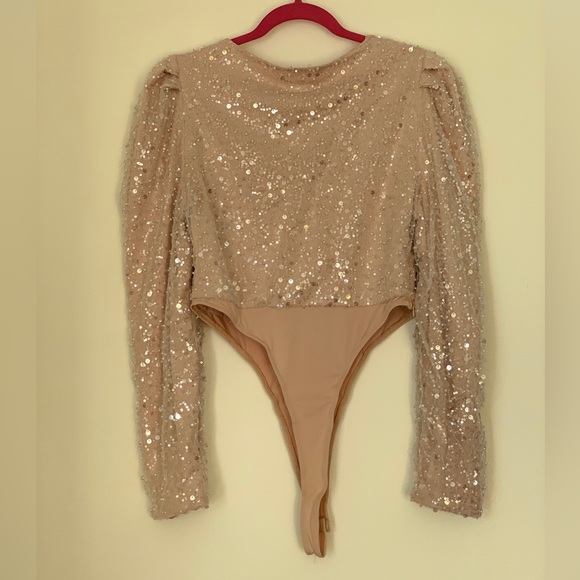 LA ROSE body/Panti, Beige/Gold Sequins. Size Large, long Sleeve, BNWT. - Picture 4 of 4